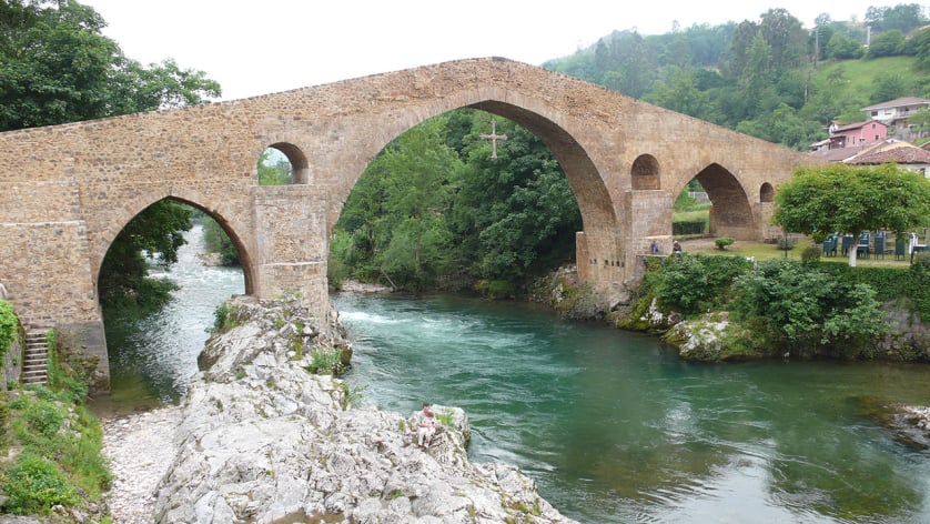 Puente de Cangas de Onís